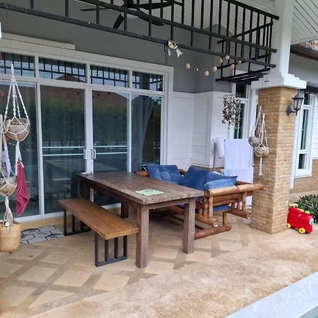 Chalong'Da Muhtesem Lokasyon Havuzlu Villa エクステリア 写真