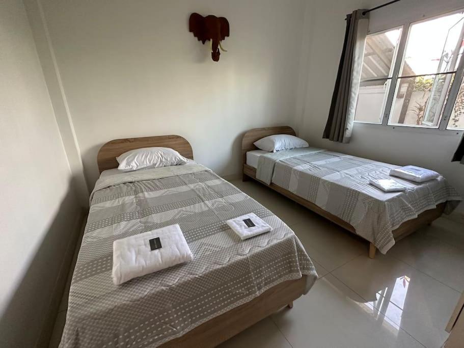 Chalong'Da Muhtesem Lokasyon Havuzlu Villa エクステリア 写真